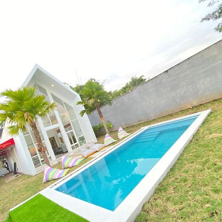 Karabineri Private Pool Jogja Villa Ngaglik Exteriör bild